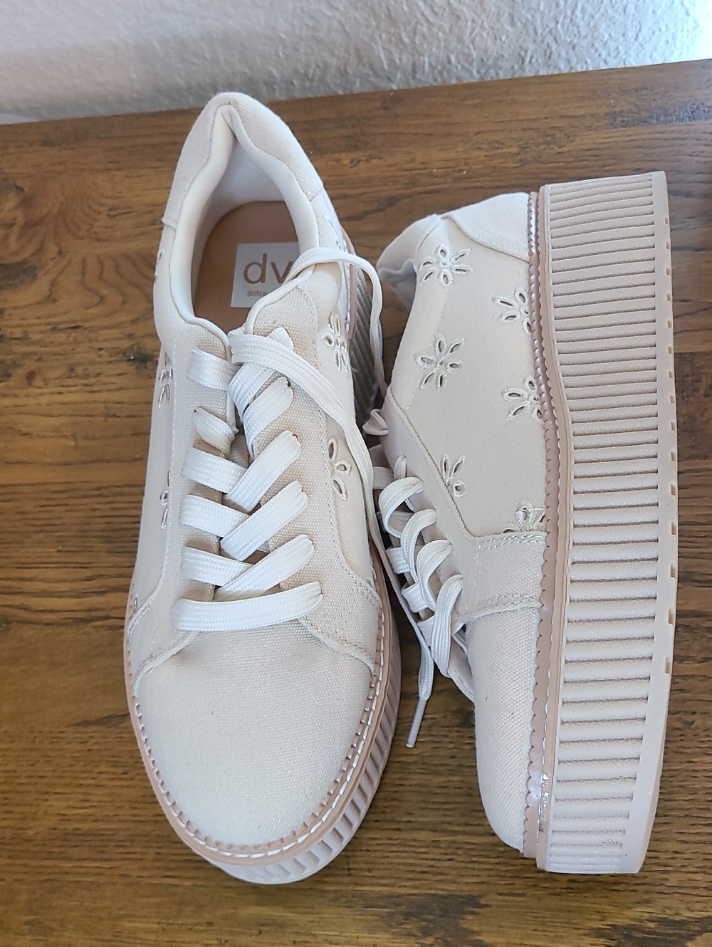 DV by Dolce Vita Off-White Floral Cutout Platform Sneakers